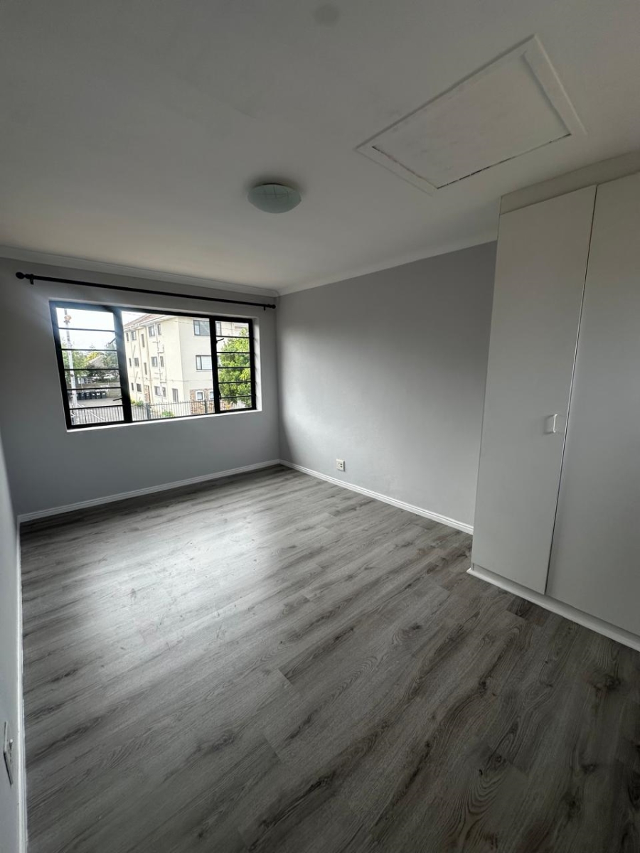 To Let 3 Bedroom Property for Rent in Southfield Western Cape